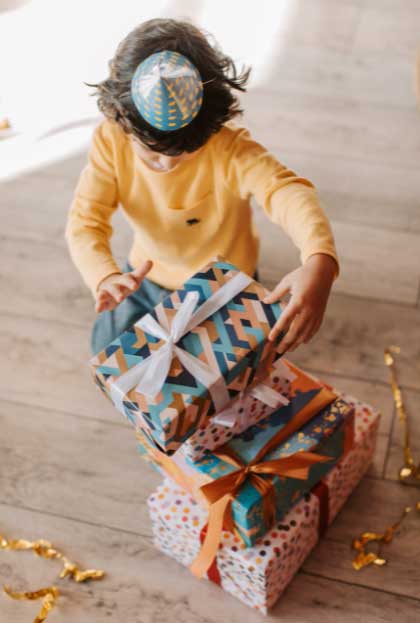 Birthday in a Box Surprise, Party ideas for kids